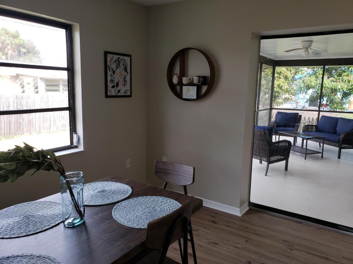 Shell Near The Sea, 2-Br Pet Friendly Home Венис Экстерьер фото